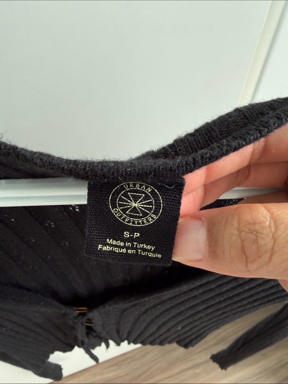 Urban Outfitters Black Ribbed Tie-Front Cropped Cardigan - Picture 3 of 3